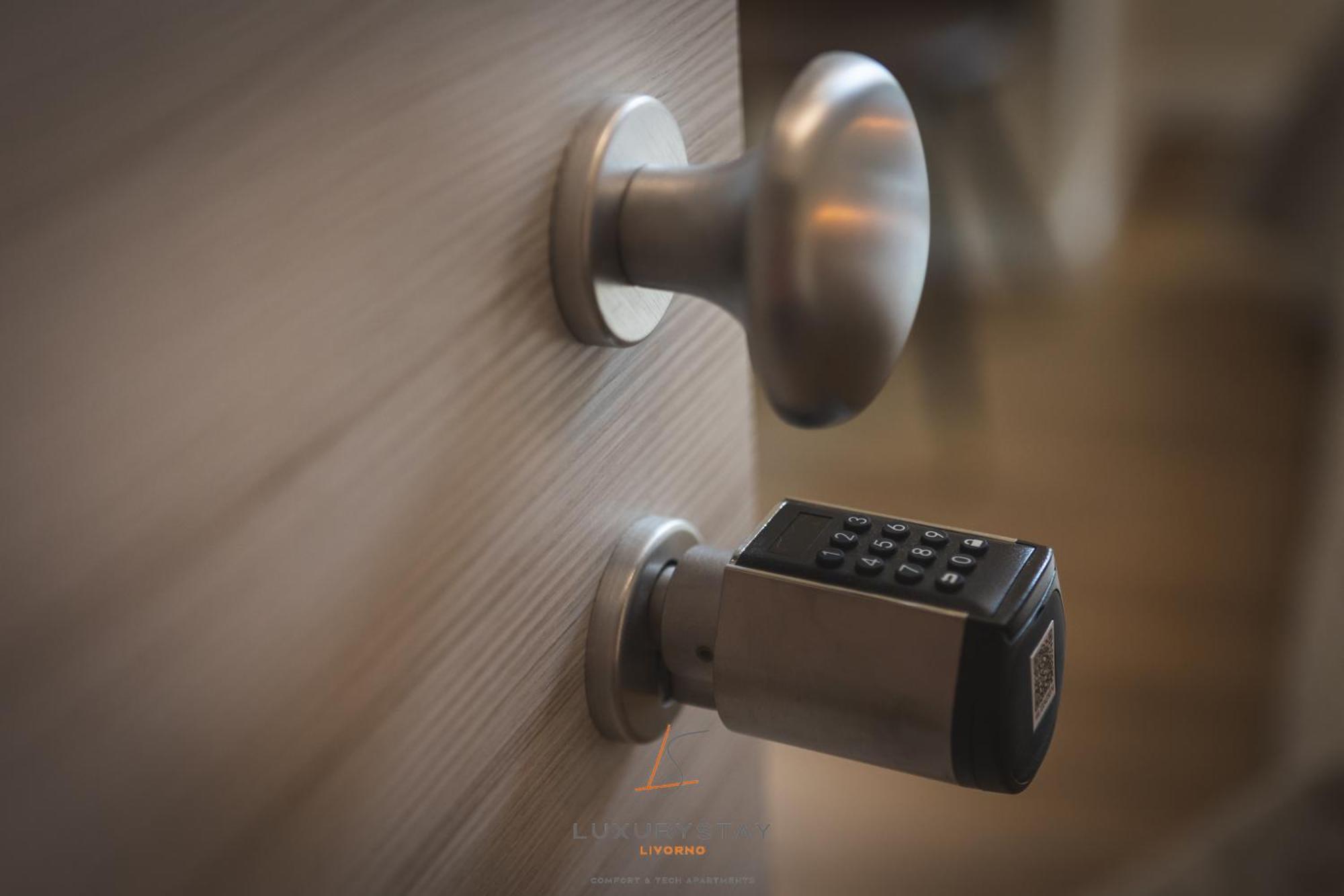 Livornoluxurystay Exteriör bild