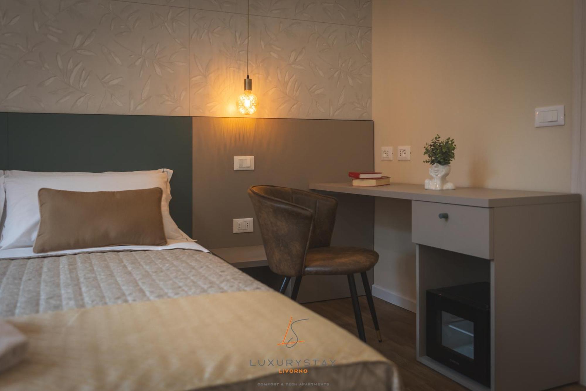 Livornoluxurystay Exteriör bild