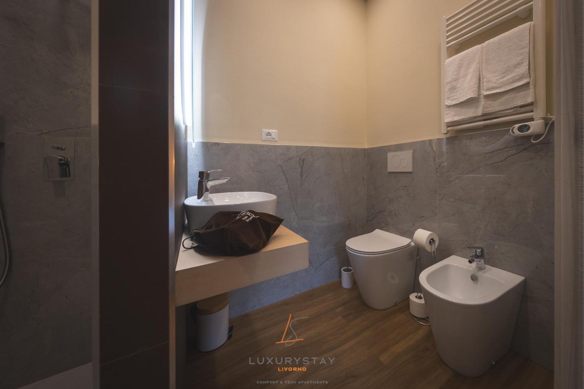 Livornoluxurystay Exteriör bild